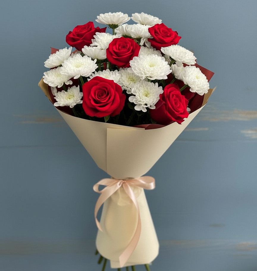 Букет цветов из: Розы и Хризантемы в Корсакове