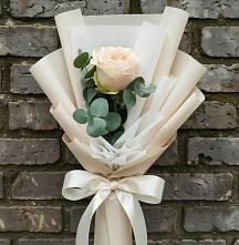 Букет цветов из:  Розы в Корсакове