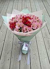 Букет цветов из:  Альстромерии в Корсакове
