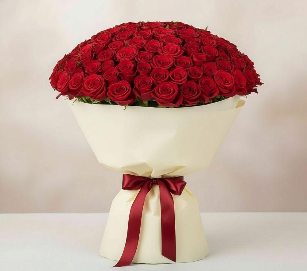 Букет 101 Красная роза Милано в Корсакове