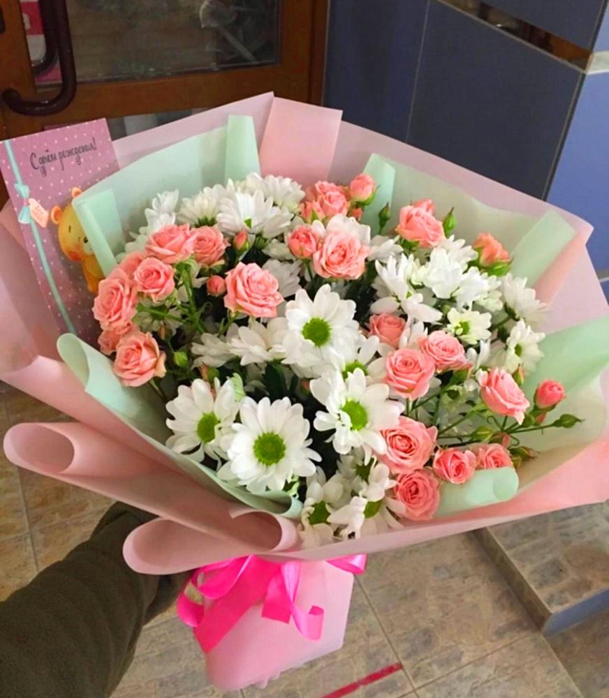 Букет цветов из: Розы и Хризантемы в Корсакове