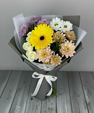 Букет цветов из:  Розы, Герберы и Хризантемы в Корсакове