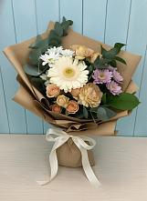 Букет цветов из:  Герберы и Хризантемы в Корсакове