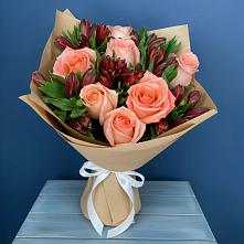 Букет цветов из:  Розы и Альстромерии #REPLACE_PRED# Корсакове