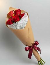 Букет цветов из:  Розы в Корсакове