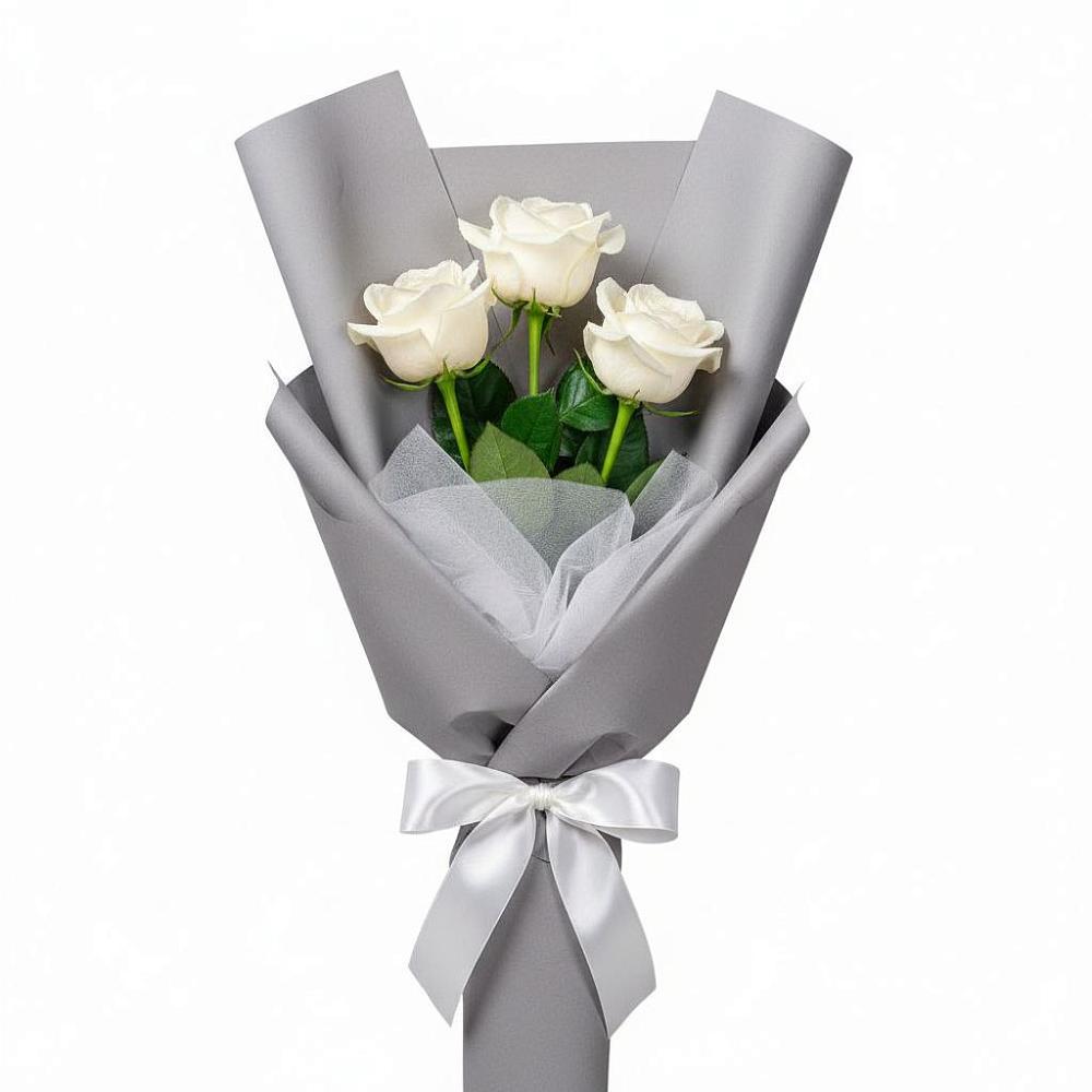 Букет 3 белые розы в Корсакове