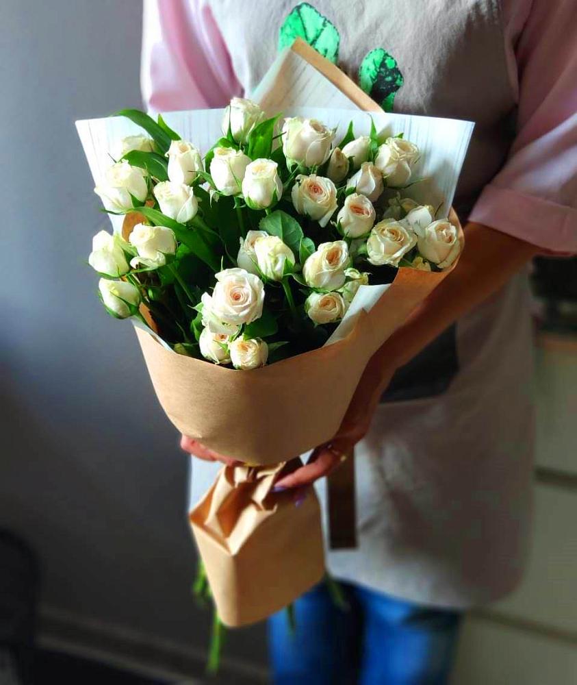 Букет цветов из: Розы в Корсакове