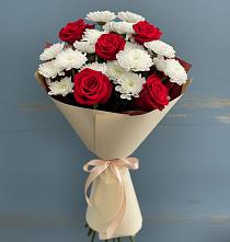 Букет цветов из:  Розы и Хризантемы в Корсакове
