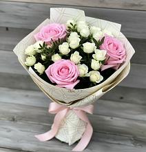 Букет цветов из:  Розы в Корсакове