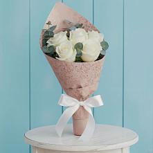Букет цветов из:  Розы в Корсакове