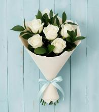 Букет цветов из:  Розы в Корсакове