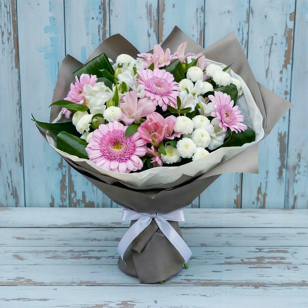 Букет цветов из: Герберы, Альстромерии и Хризантемы в Корсакове