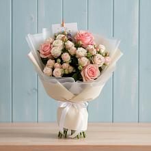 Букет цветов из:  Розы в Корсакове