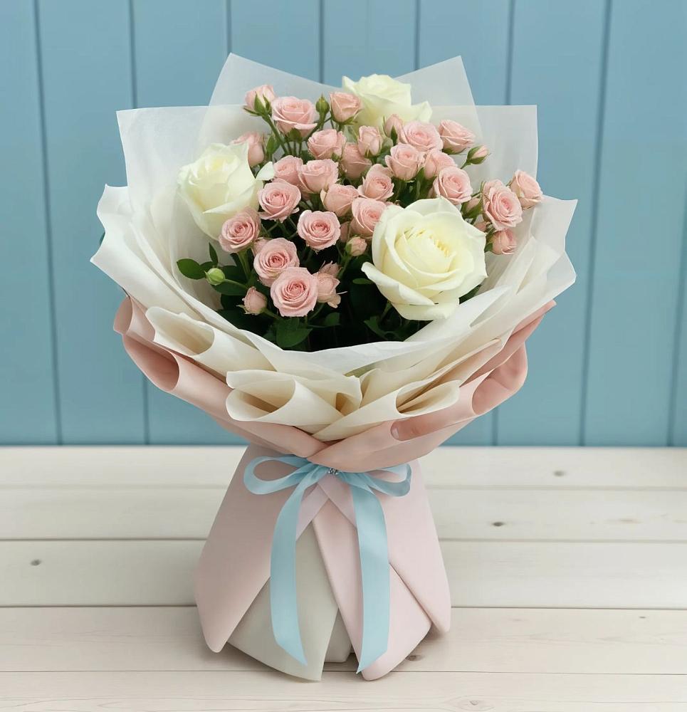 Букет цветов из: Розы в Корсакове