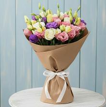 Букет цветов из:  Лизиантусы в Корсакове