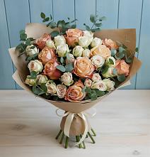 Букет цветов из:  Альстромерии и Розы #REPLACE_PRED# Корсакове